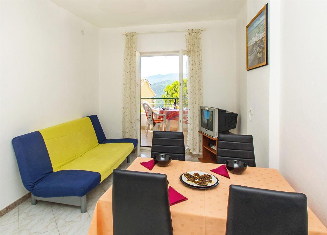 Apartments Olea Rabac Esterno foto
